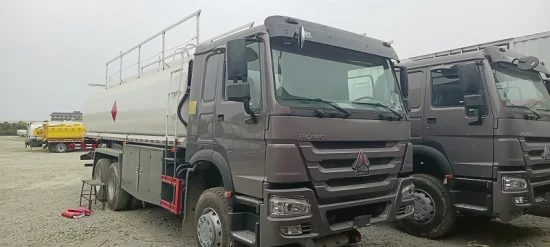 Chinesischer Top-Brandneuer, günstiger Sinotruk HOWO 4X2 6X4 8X4 20000 Liter Heizöltankwagen mit Kraftstoffspender